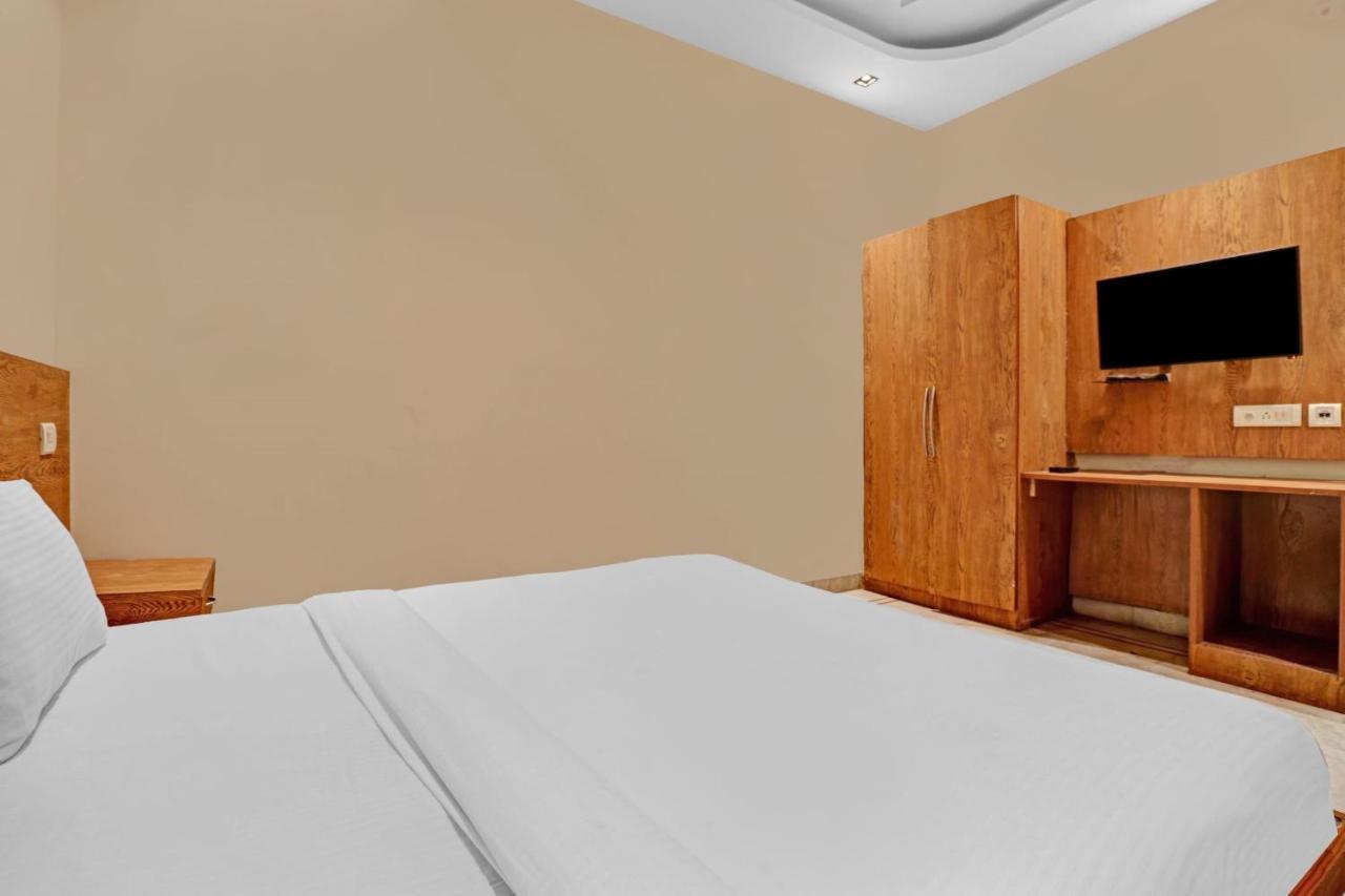 Hotel Airport Goodluck New Delhi